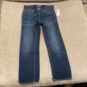 Old Navy straight denim jeans. Size 7. NWT. InSeam 22 in.